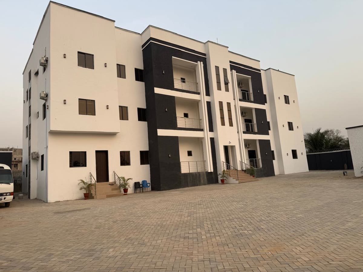 Riverwalk Residence front facade