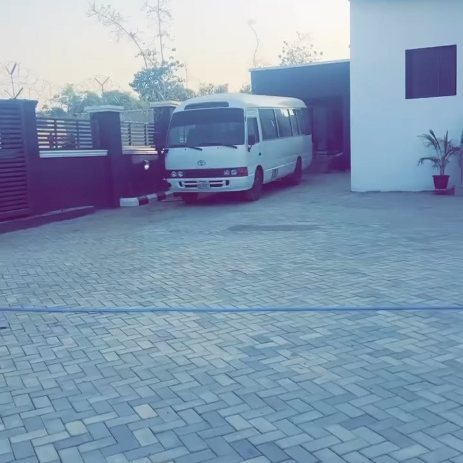 Riverwalk Residence free transportation